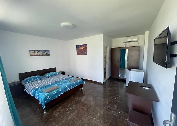 Quantum Guest house *